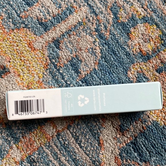 Tarte H₂O balm lip tint in Villa - Picture 3 of 6